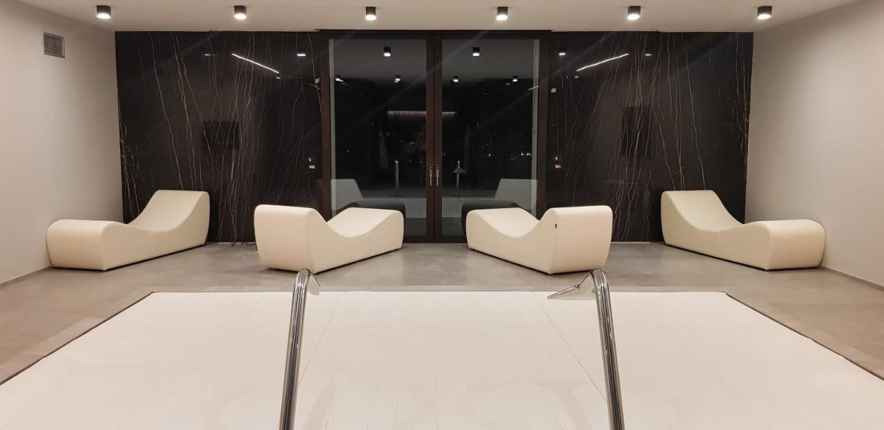 Sunset Suite Spa Staffolo エクステリア 写真